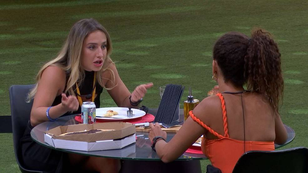 Torta de climão no BBB 23: após discussões no Jogo da Discórdia, Bruna e Domitila ganham jantar