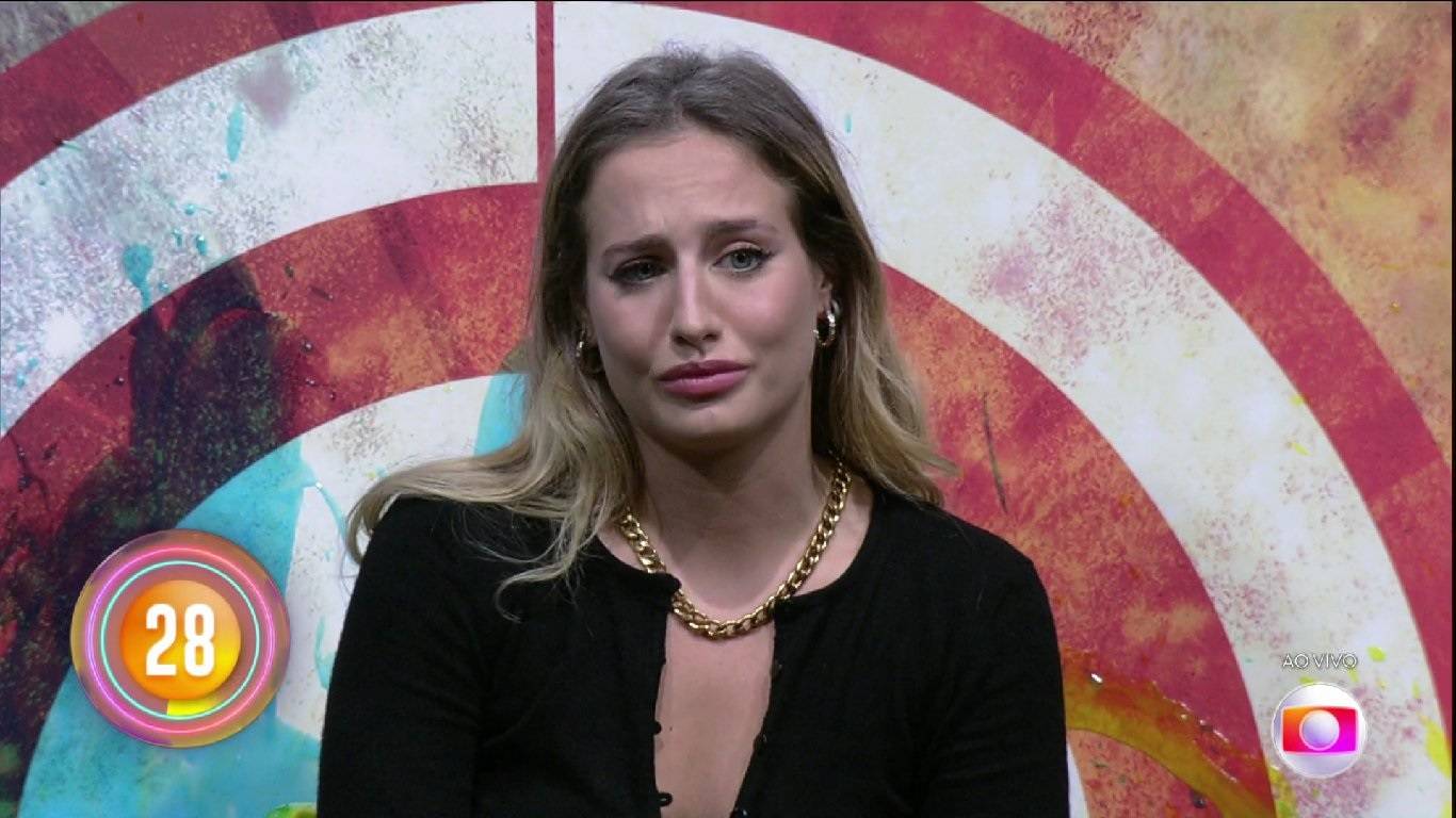 Bruna Griphao se exalta após Jogo da Discórdia e briga sozinha no BBB 23: "Você é um palhaço!"