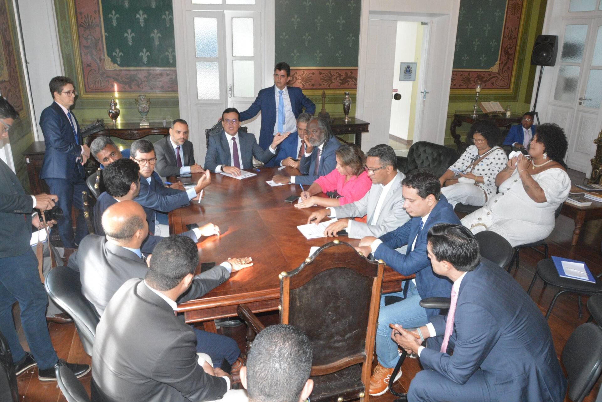 Reunião do Colégio de Líderes estabelece votação de projetos na Câmara de Salvador