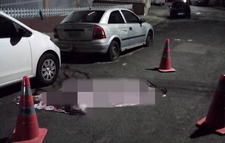 Homem é assassinado na Ladeira da Barra; dupla em moto é suspeita