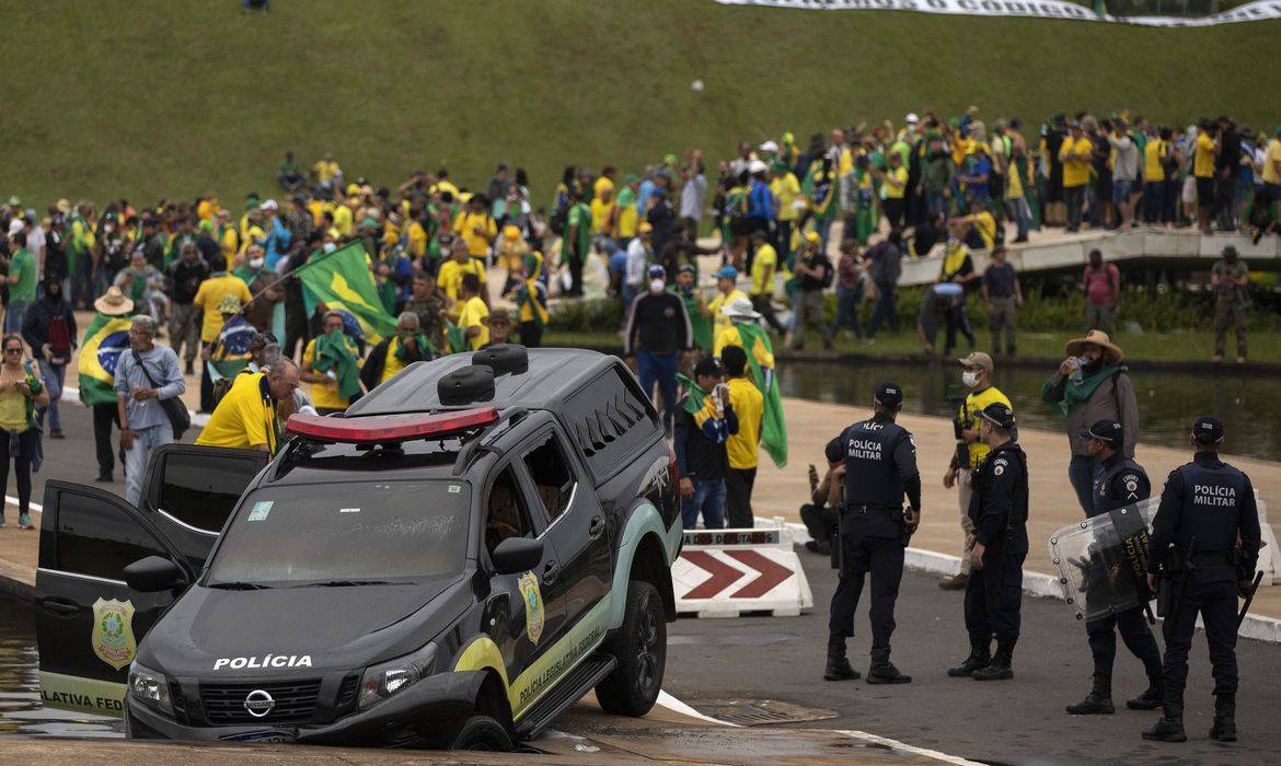 STF condena primeiro réu do 8 de janeiro a 17 anos de prisão