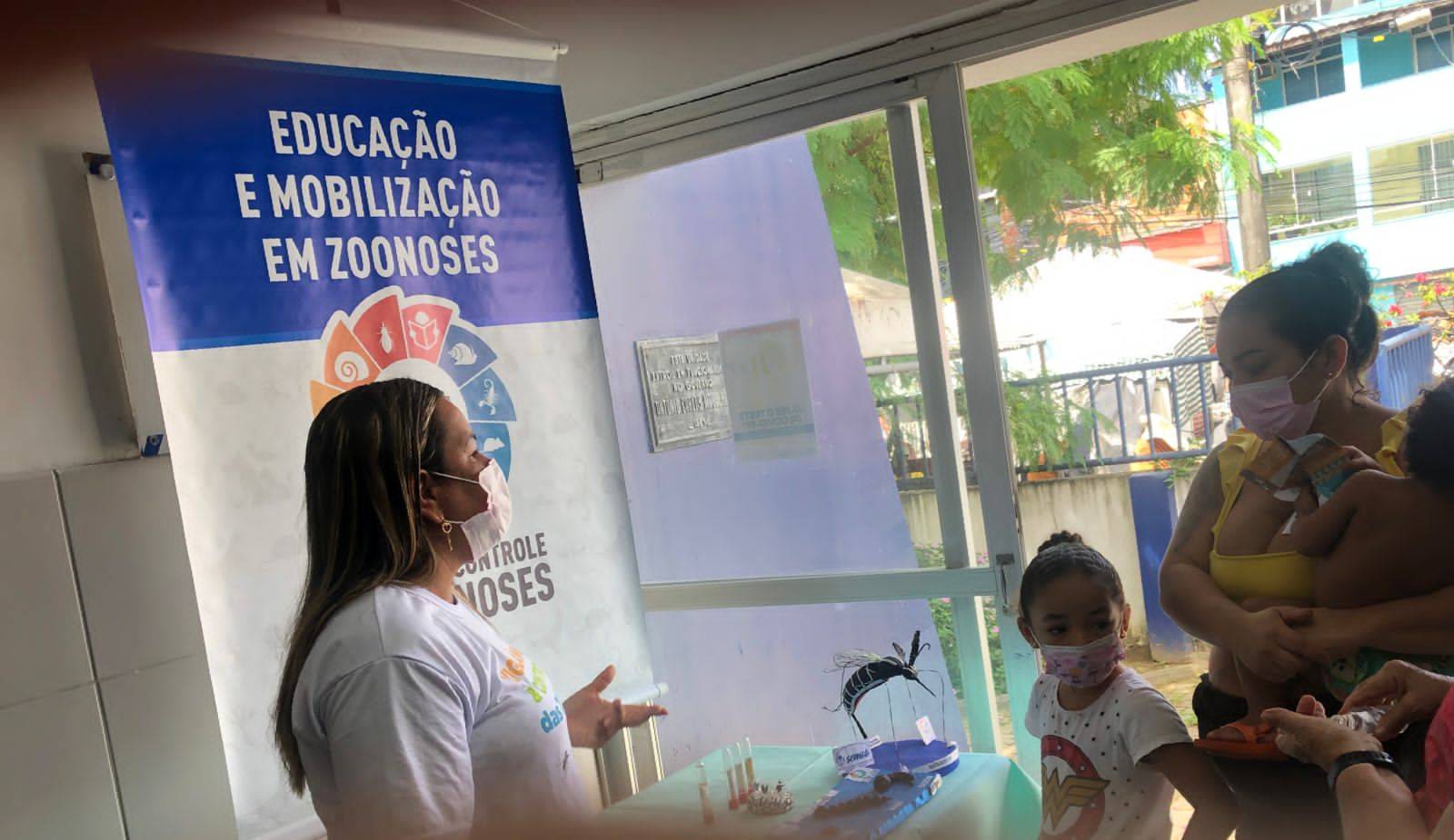 Centro de Controle de Zoonoses promove estande itinerante contra a dengue