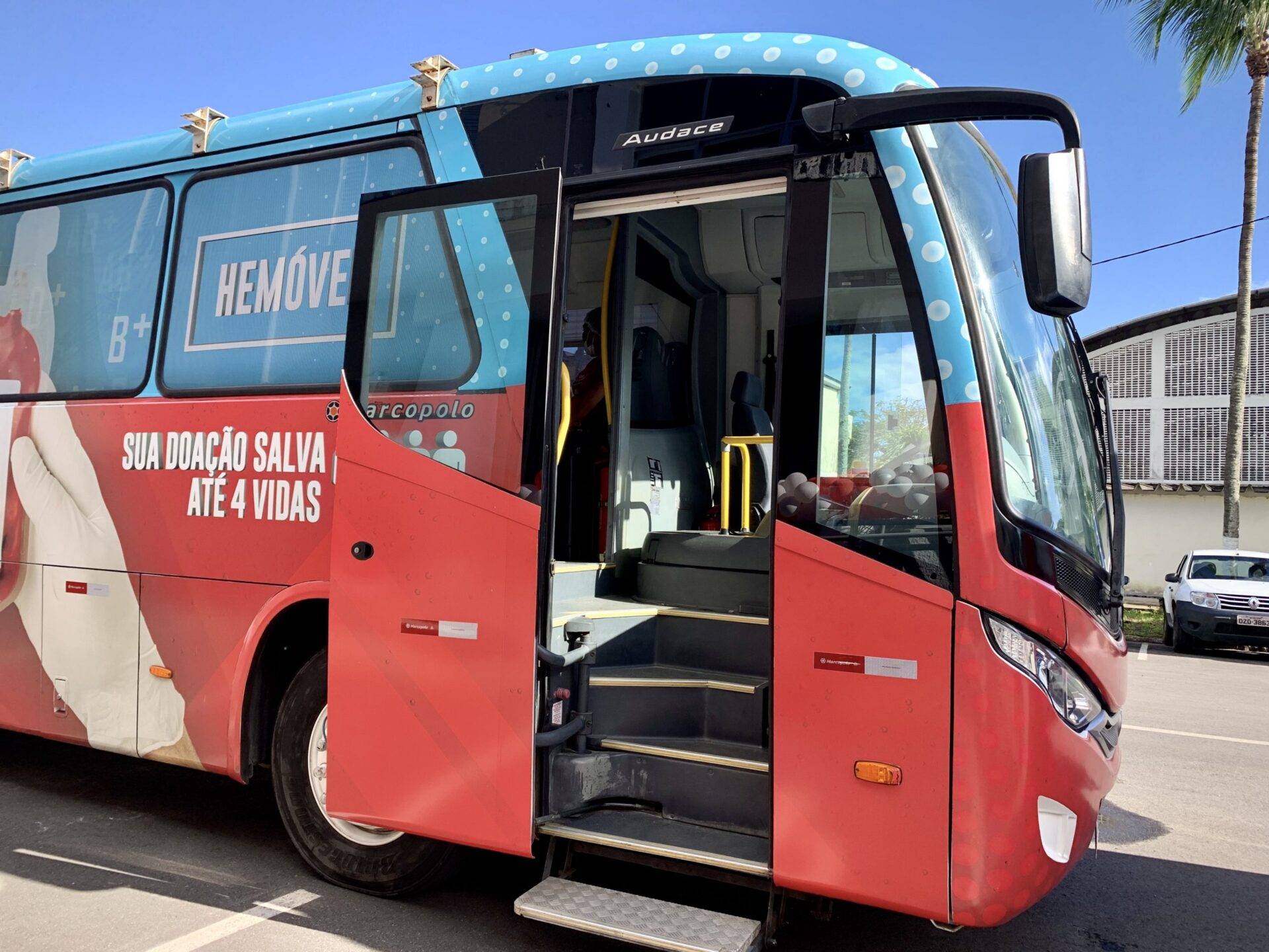 Doação: Hemóvel fica em Shopping da capital até este sábado; confira onde