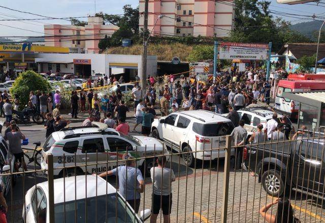 Homem invade creche e mata quatro crianças em Santa Catarina; outras ficaram feridas