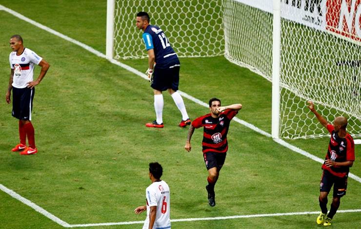 Há 10 anos, Fonte Nova era reinaugurada com goleada do Vitória sobre o Bahia