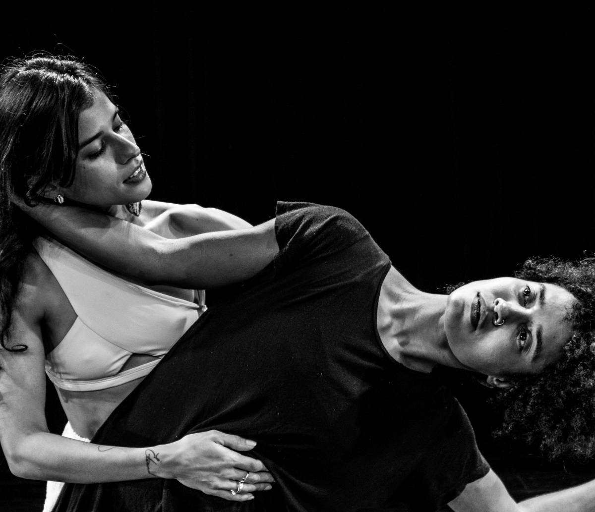 Ballet do Teatro Castro Alves ocupa a Casa Rosa no Mês Internacional da Dança