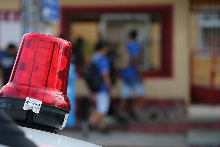 Polícia Civil intensifica ações preventivas em escolas de Salvador