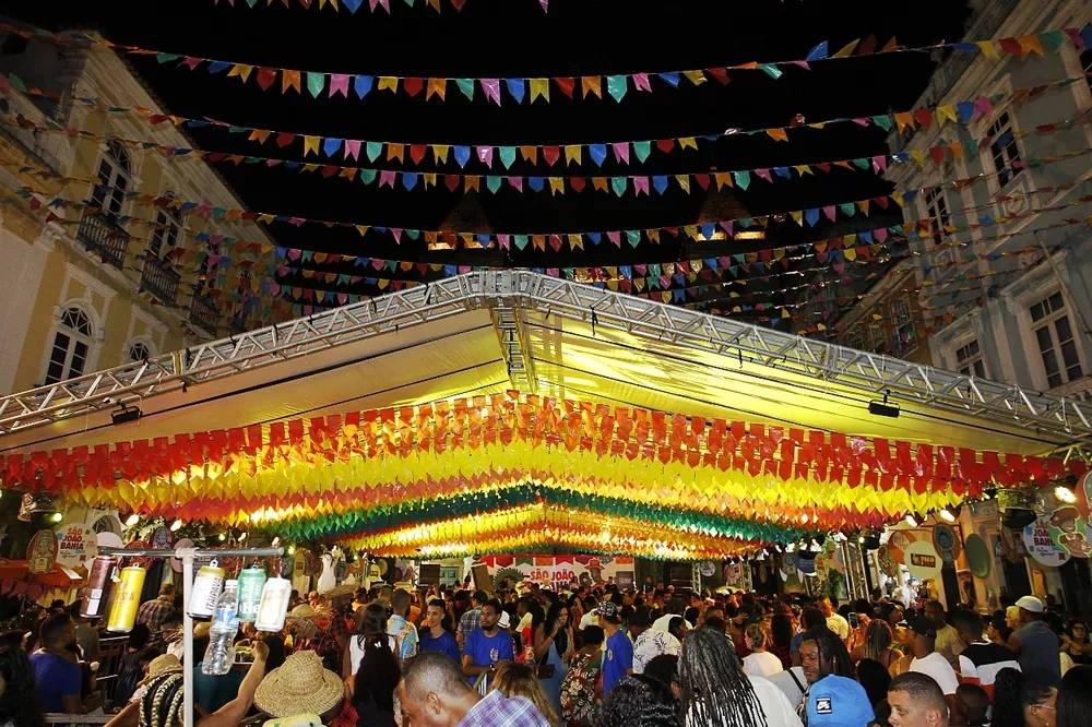 Centro Histórico de Salvador tem 190 refletores implantados para o São João