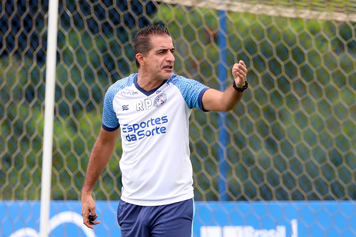 Antes de retorno para Salvador, Bahia faz treino com foco no Flamengo