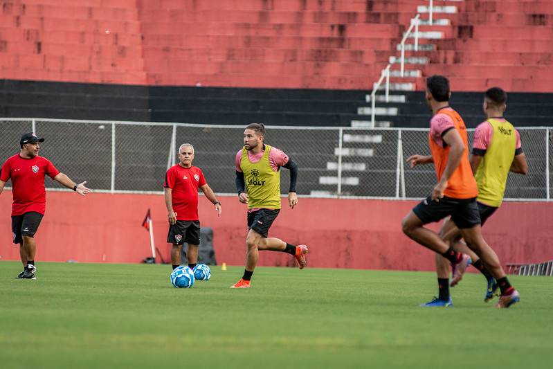 Vitória realiza mais um treinamento visanto o Botafogo-SP