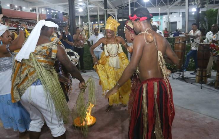 Bembé do Mercado: Candomblé de rua comemora 134 anos em Santo Amaro