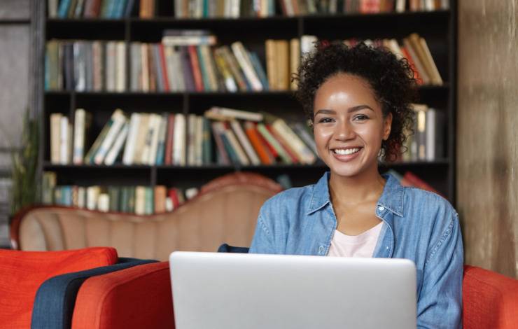 Programa que oferece cursos digitais gratuitos é lançado nesta quinta-feira em Salvador