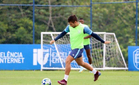 Bahia fecha equipe para enfrentar o Santos pelo Brasileirão