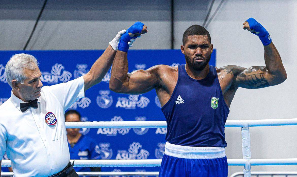 Brasil inicia Mundial de Boxe com três vitórias em três lutas