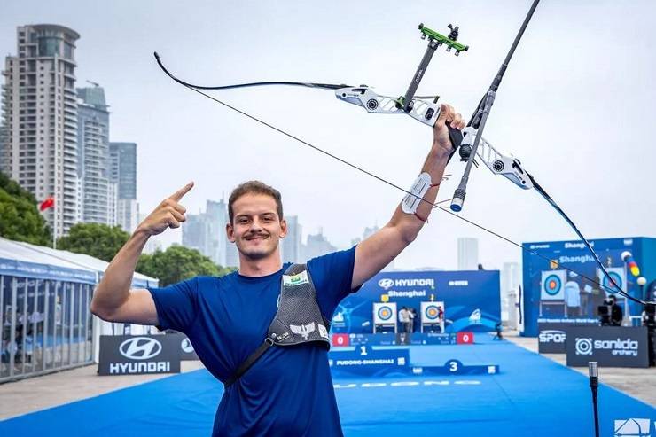 Brasileiro, Marcos D'Almeida conquista o ouro na Copa do Mundo de tiro com arco