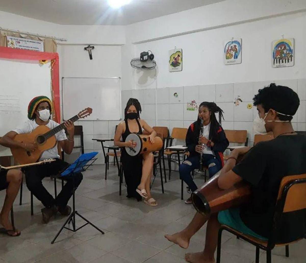 Inscrições abertas para projeto que incentiva jovens artistas de Valéria, em Salvador