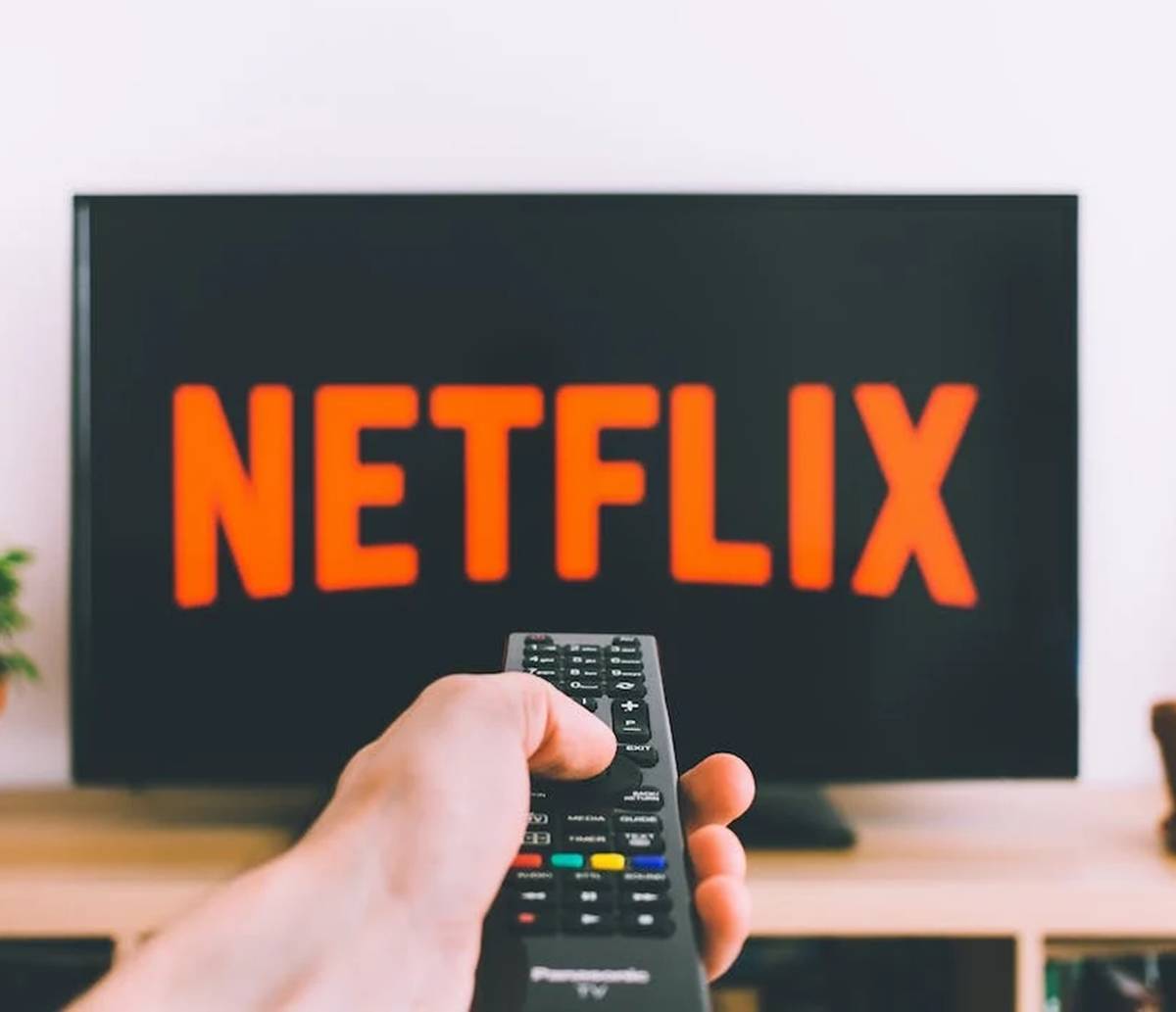 Netflix anuncia cobrança extra pelo compartilhamento de contas no Brasil; entenda