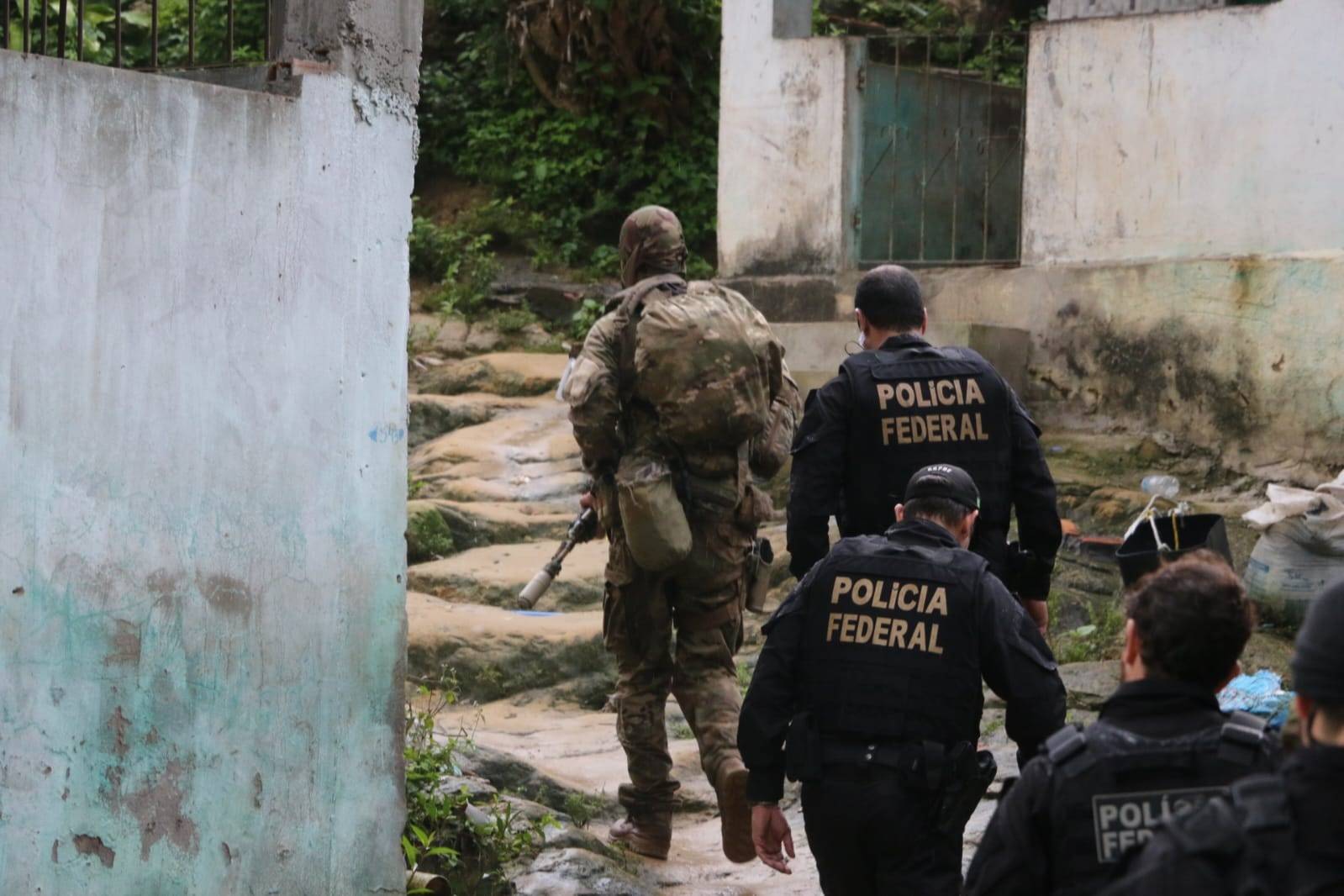 Suspeito de planejar ataques a banco em Periperi morre em troca de tiros com a polícia