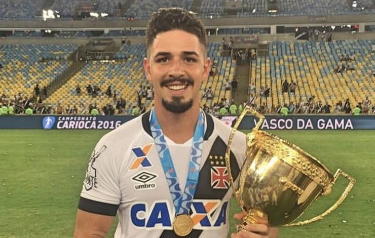 Ex-jogador do Vasco morre em acidente de carro no Rio de Janeiro