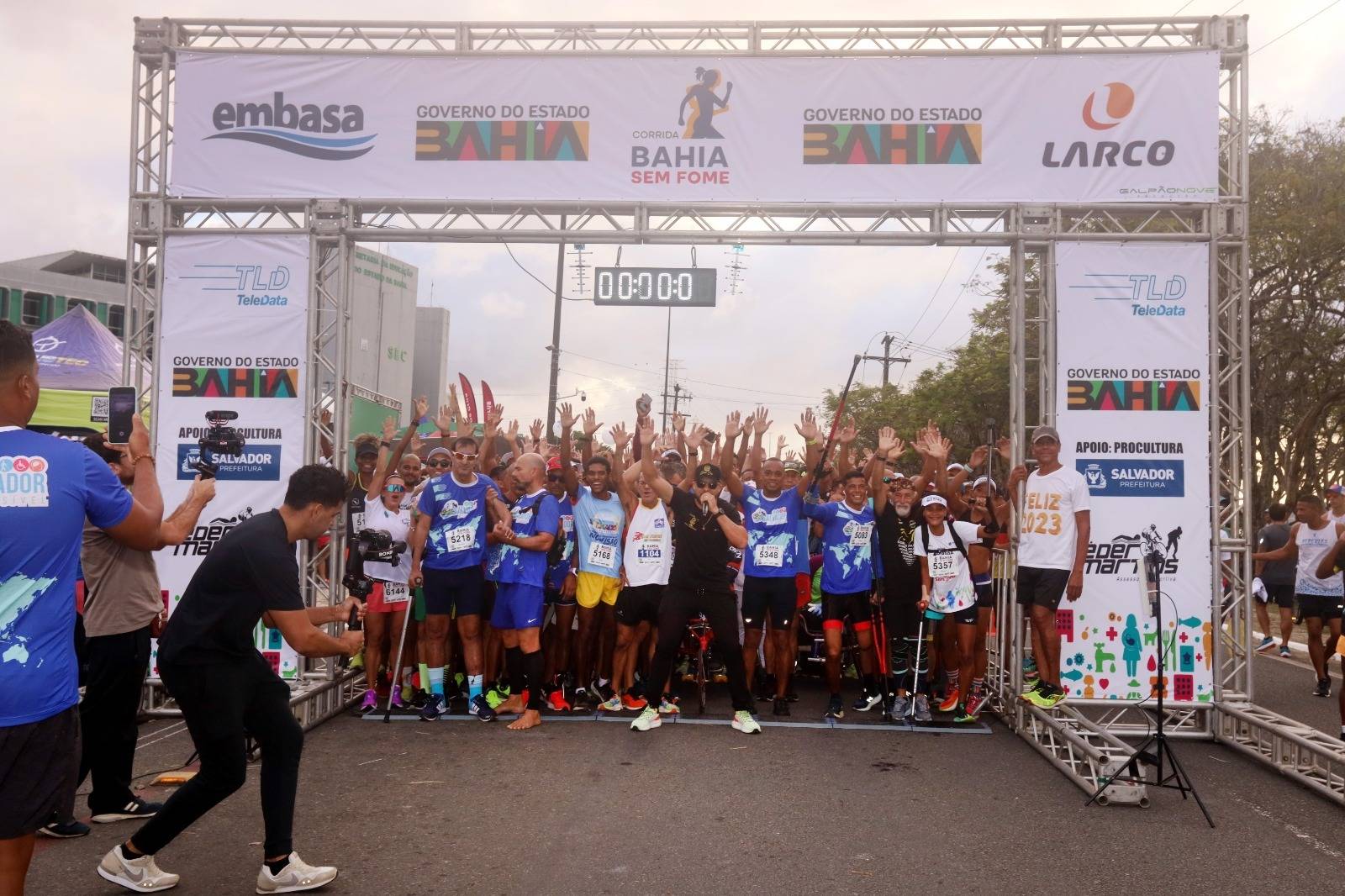 Corrida Bahia Sem Fome arrecada 26 toneladas de alimentos em ação de solidariedade