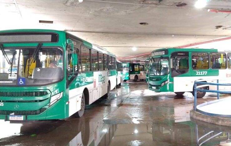 Linhas de ônibus sofrem alterações a partir deste sábado (9); confira se a sua vai mudar