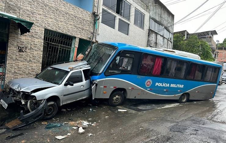 PM reafirma compromisso com famílias prejudicadas em acidente com ônibus no Lobato