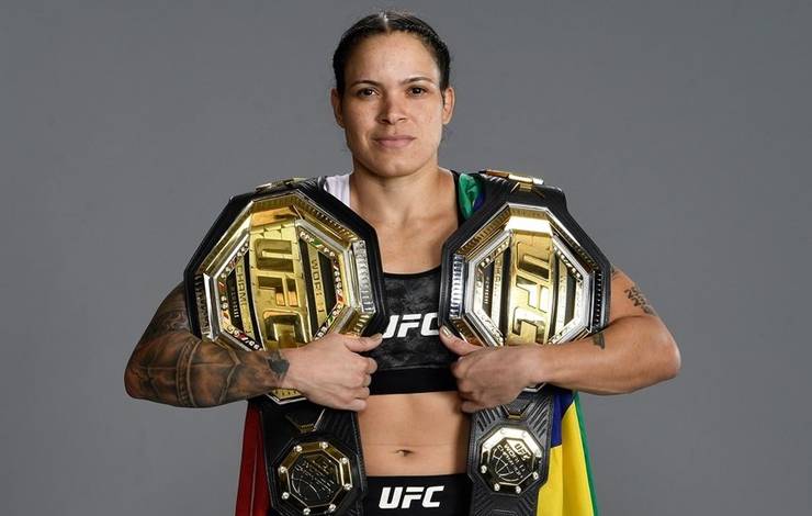 Após vitória no UFC, Amanda Nunes anuncia aposentadoria e põe fim a carreira histórica