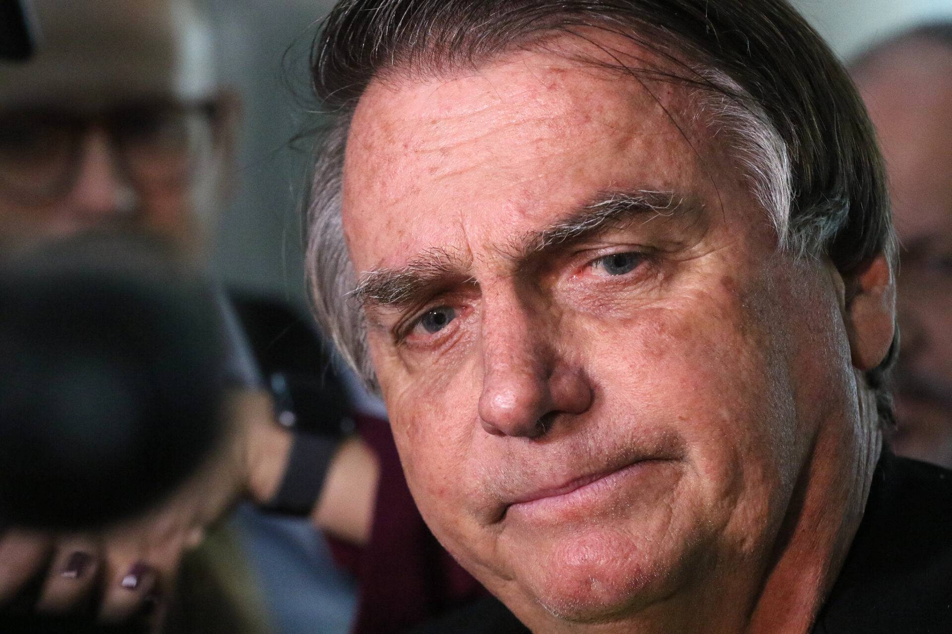 TSE forma maioria para tornar Bolsonaro inelegível por 8 anos