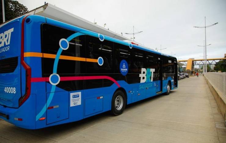 Programa para baratear carros vai priorizar ônibus e caminhões