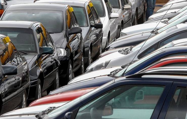 Com recursos quase esgotados para descontos de carros populares, governo federal anuncia mais R$ 300 milhões para projeto