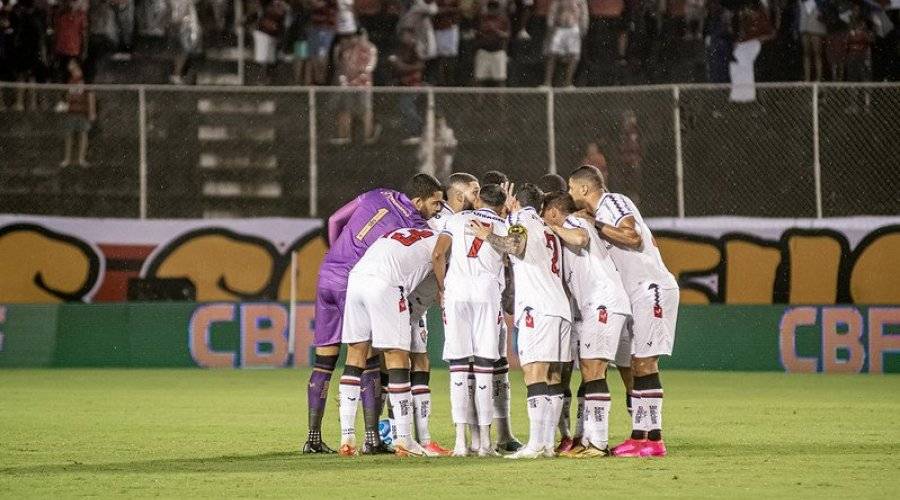 Com desfalques, Vitória encara o Criciúma neste domingo, no Barradão