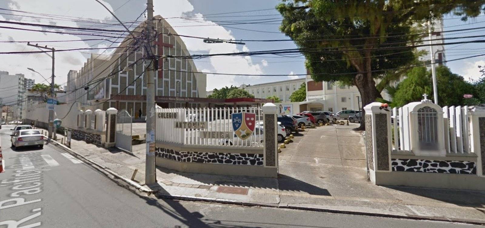 Engarrafamento na entrada de colégios particulares persiste em volta às aulas e Transalvador planeja ação