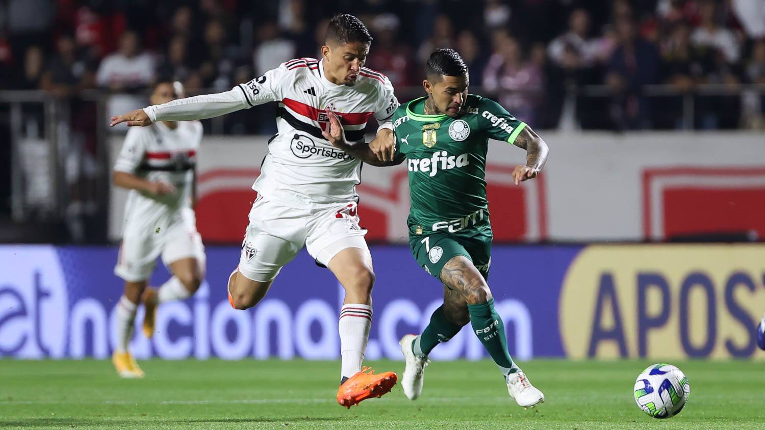 Copa do Brasil: Recorde de público no clássico paulista e novo confronto de rubro-negros marcam rodada de ida das quartas de final