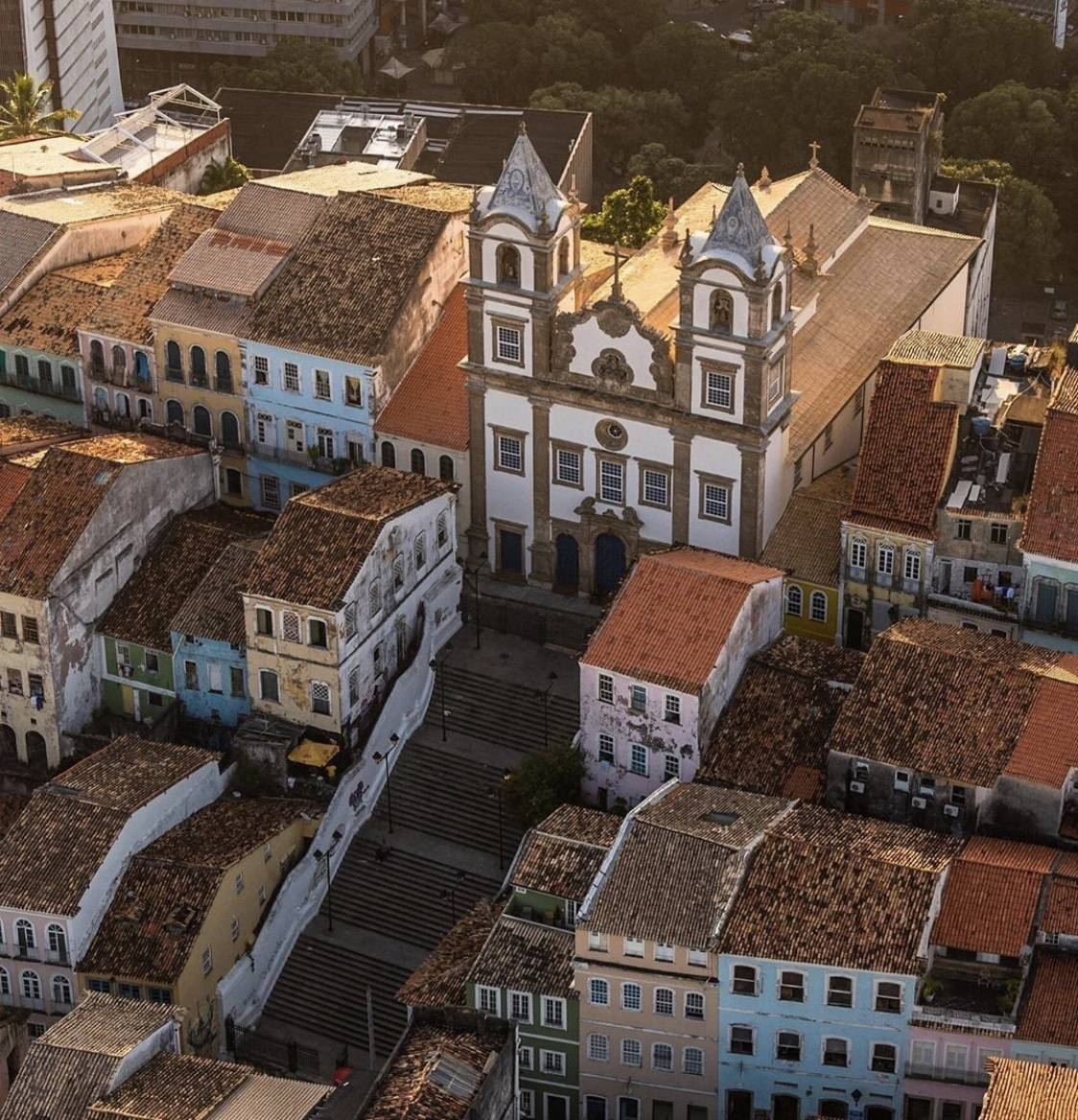 Centro Histórico: Rua do Passo é foco de assaltos e casarões se tornam esconderijos de criminosos