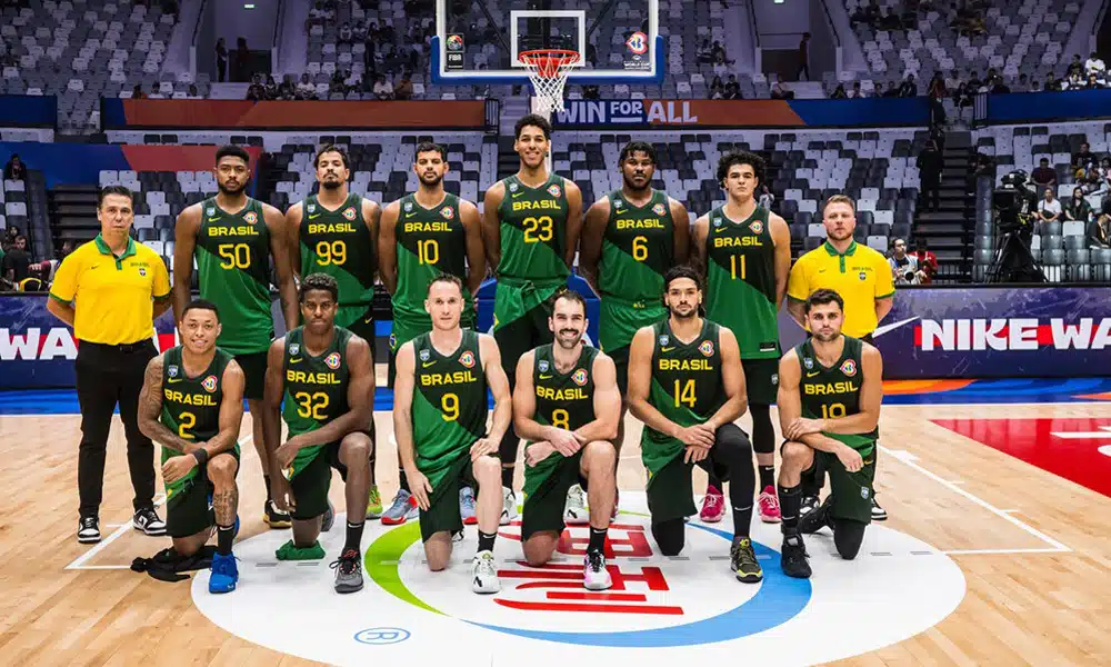 Brasil estreia com vitória sobre o Irã no Mundial de Basquete; lesão de Raulzinho preocupa