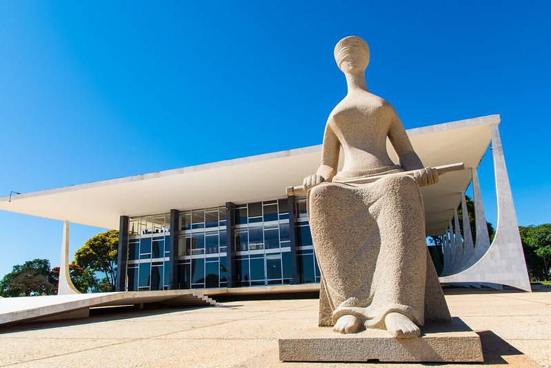 STF tem cinco votos a favor e um contra para descriminalizar porte de maconha para consumo; acompanhe