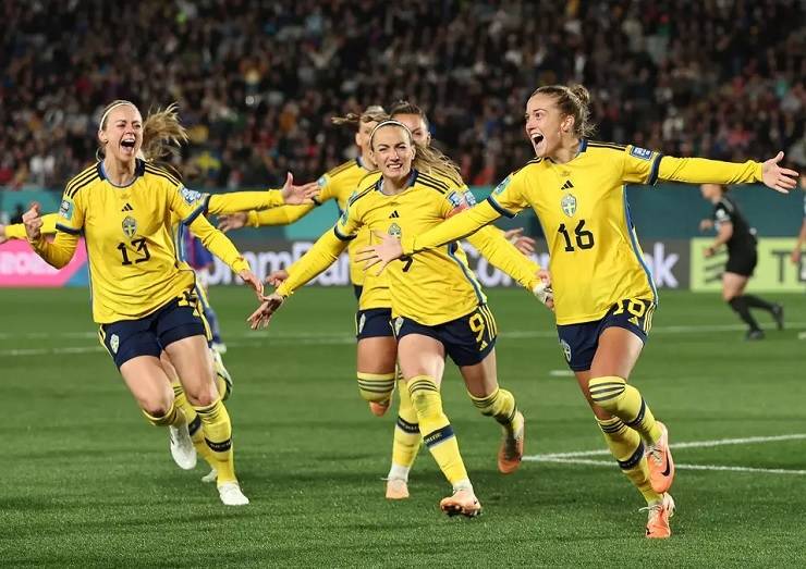 Suécia bate Japão, avança às semifinais e Copa Feminina terá campeã inédita