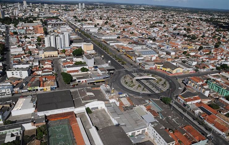 Trio tenta roubar carro da prefeitura de Feira de Santana e um acaba morto após confronto com a PM