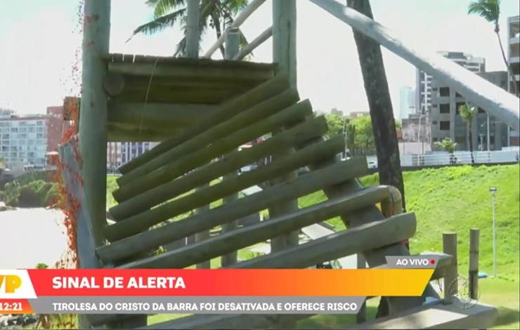 Tirolesa abandonada oferece perigo para crianças e adolescentes no Morro do Cristo; moradores cobram solução