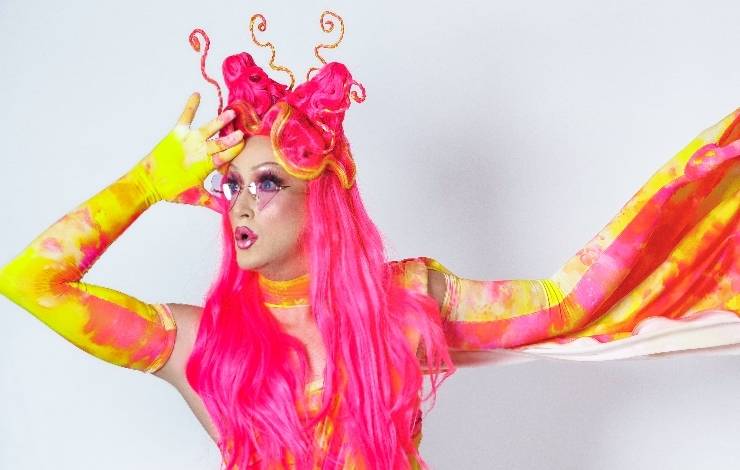 Desirée Beck e Aimée Lumière apresentam transmissão do Drag Race Brasil nesta quarta-feira (30) no Rio Vermelho