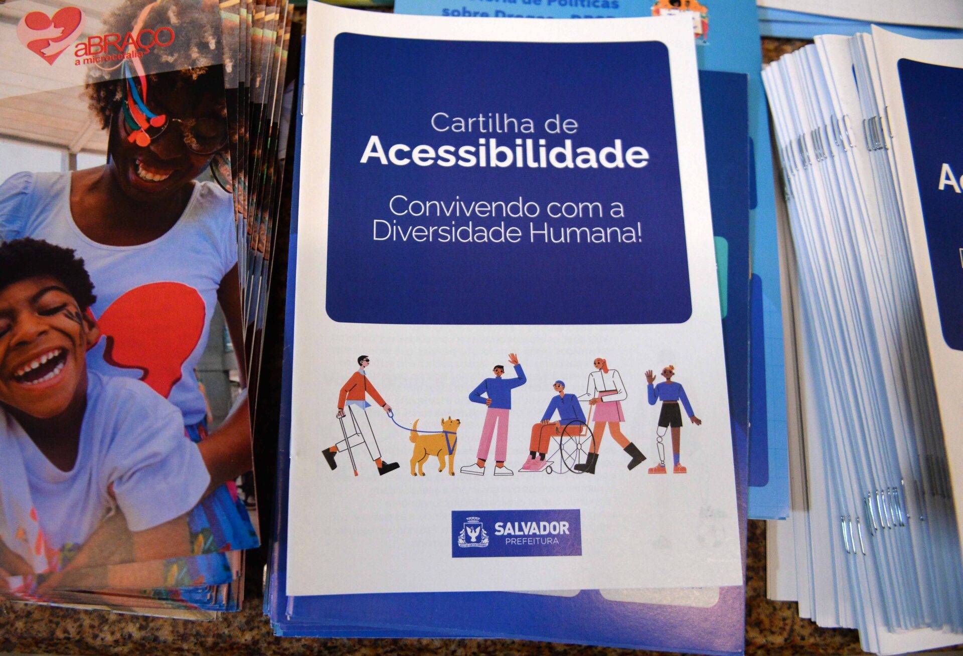 Prefeitura de Salvador realiza feira de serviços e autocuidado para mulheres com deficiência e mães de PCDs neste sábado (30)