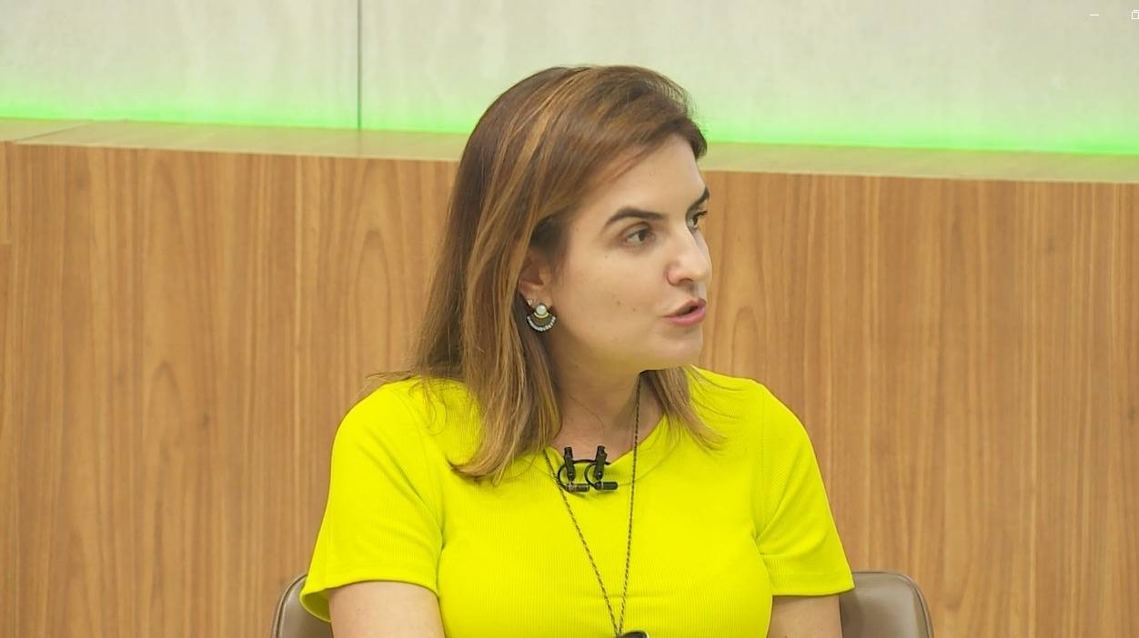 ‘A grande diferença entre público e privado é a capacidade de transformação’, diz Mila Paes