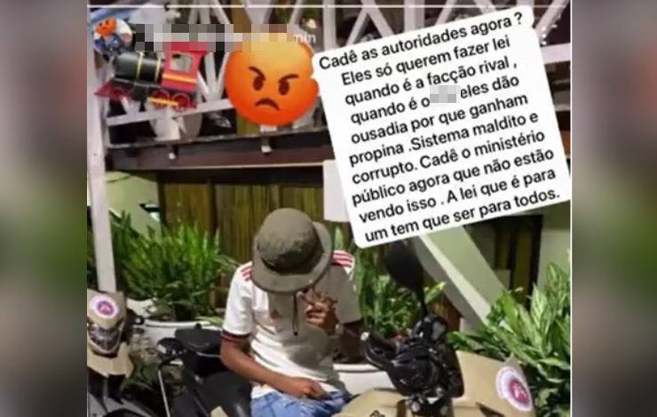 Jovem faz símbolo de facção em moto da PM em Morro de São Paulo e grava vídeo de arrependimento