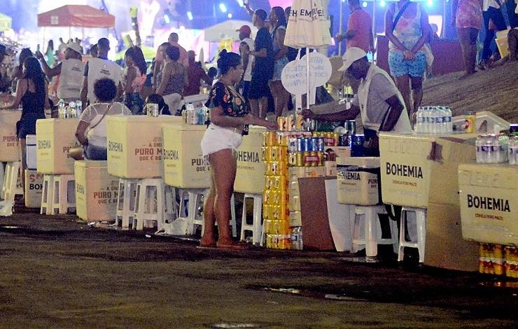 Festival Virada: mais de mil ambulantes serão cadastrados para trabalhar no Réveillon 2024