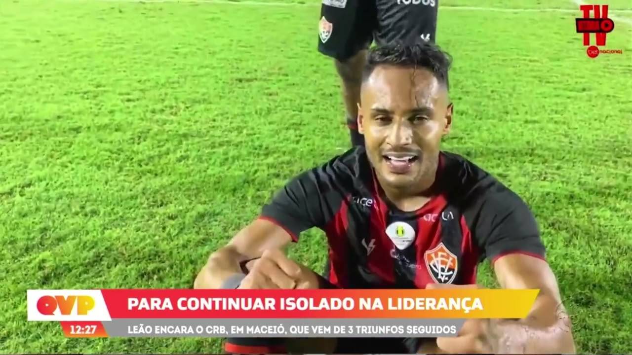 Para continuar na liderança isolada, Vitória encara o CRB em Maceió