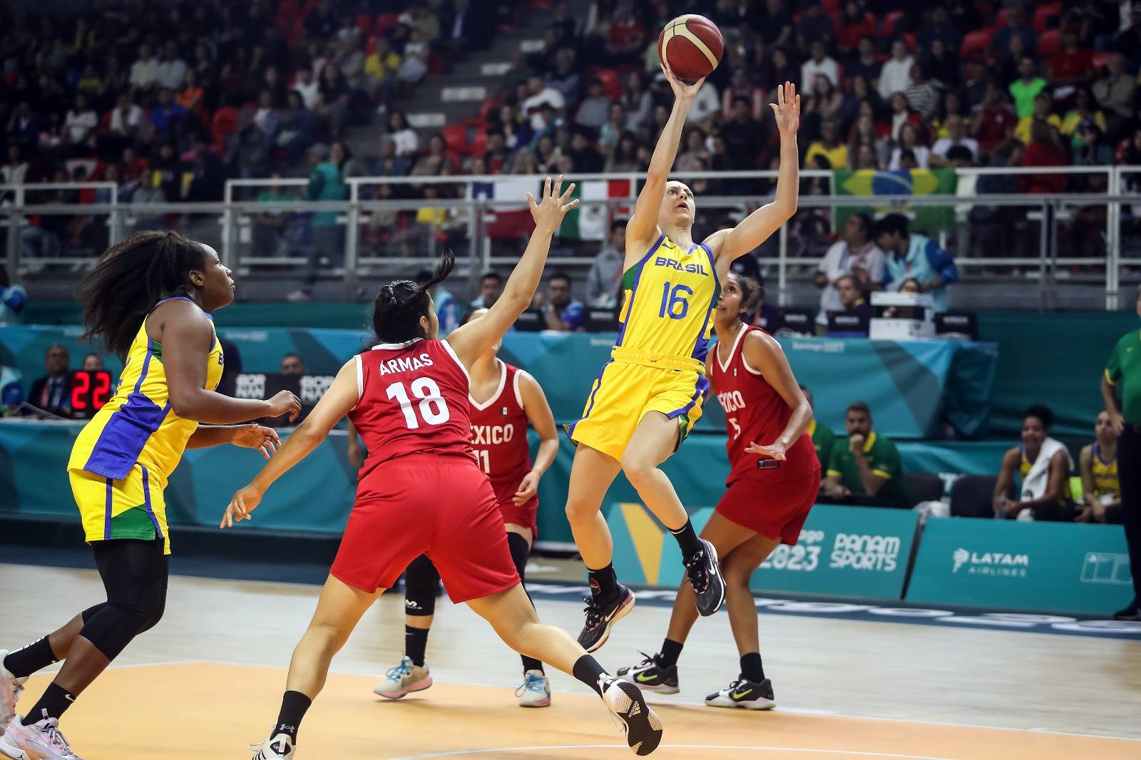 Brasil estreia com vitória diante do México no basquete feminino em Santiago 2023