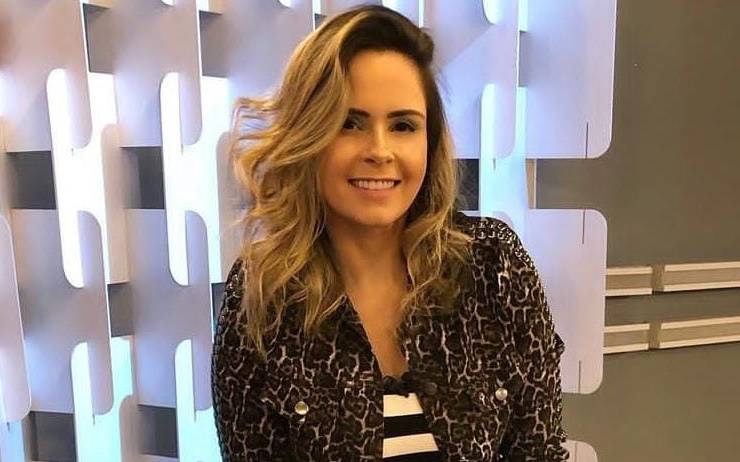 Ex-BBB, Ana Paula Renault descobre que namorado é casado e expõe traição