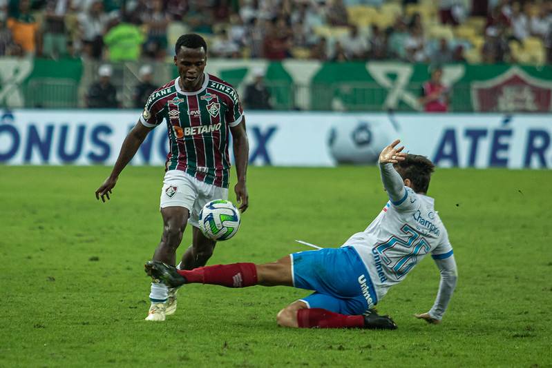 Bahia recebe Fluminense na Fonte buscando se afastar da zona de rebaixamento