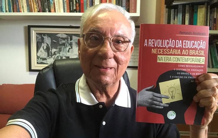 Engenheiro e professor da UFBA lança livro sobre a educação no Brasil