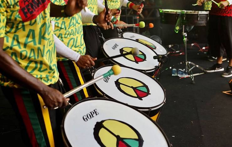 Tema do Carnaval 2024 será '50 anos dos blocos afro'